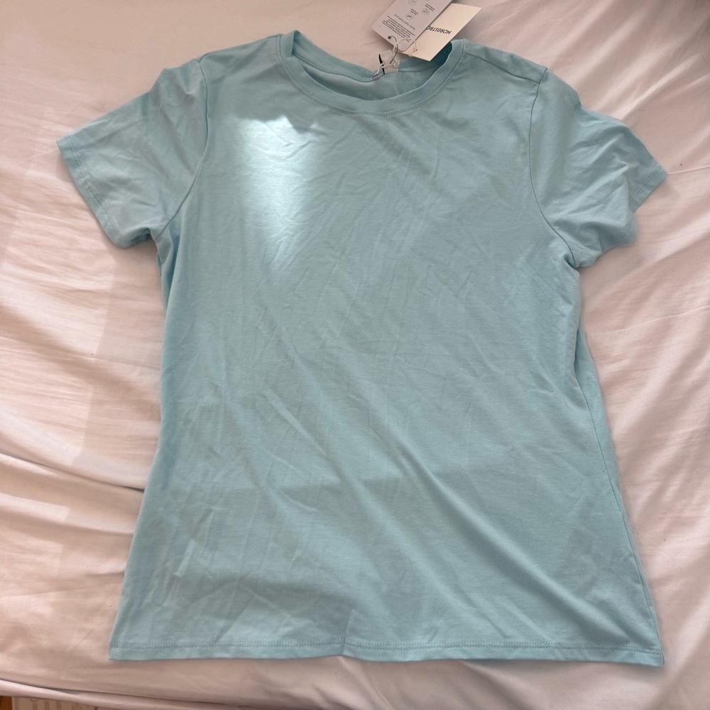 Nordstrom TENCEL top - sky blue - size medium NWT